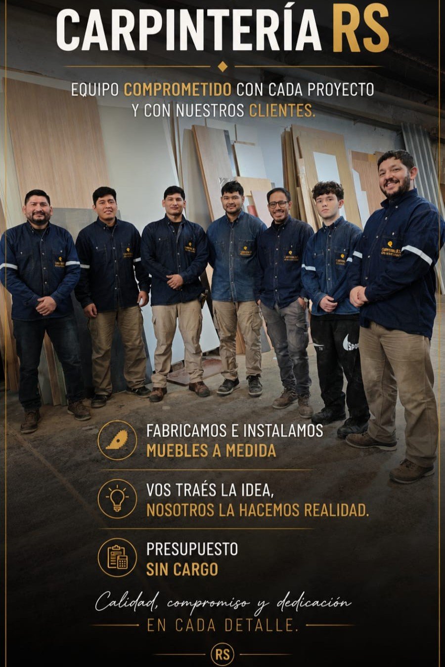 Los siete integrantes del equipo de Carpintería R.S. en el taller